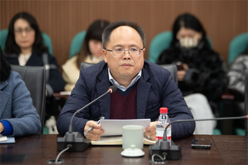图片6:副校长严功军讲话.jpg